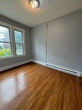 224 Eastern Pky, Unit 1L in Newark, NJ - Foto de edificio - Building Photo