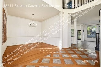 18611 Salado Canyon in San Antonio, TX - Building Photo - Building Photo