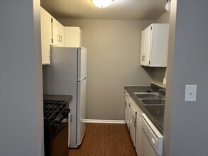 Foster Park Apartments in Fort Wayne, IN - Building Photo - Building Photo