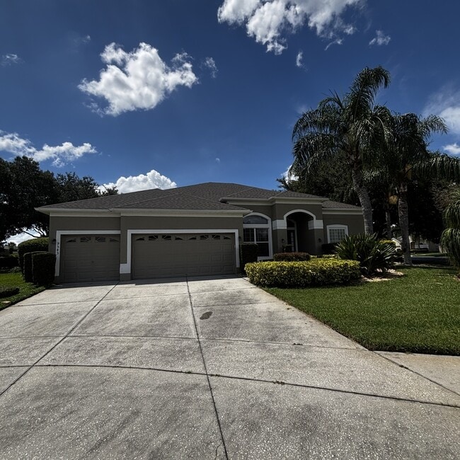 property at 9543 Osprey Landing Dr