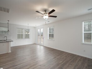 318 Bryland Wy in Fountain Inn, SC - Building Photo - Building Photo