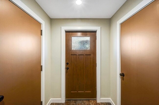 702 E Elm St in Scranton, PA - Building Photo - Building Photo