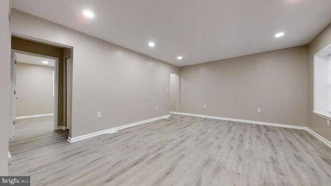 8304 Maplewood Dr in Manassas, VA - Building Photo - Building Photo