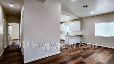 3456 Wallace St in Jurupa Valley, CA - Building Photo - Building Photo
