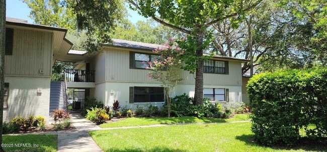 property at 3 Castania Ct