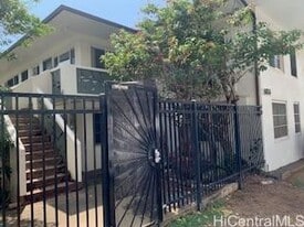 1655 Kewalo St in Honolulu, HI - Building Photo