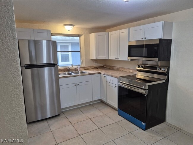 property at 1699 Ixora Dr