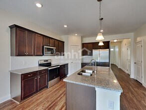 1349 Lomond Dr in Nashville, TN - Building Photo - Building Photo