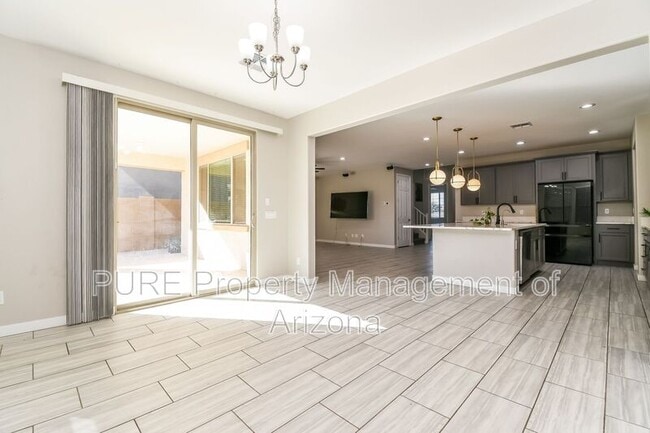 513 E Yellowstone Pl in Chandler, AZ - Building Photo - Building Photo