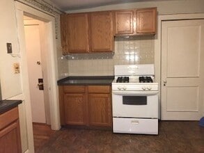 136 Wrentham St in Boston, MA - Building Photo - Building Photo