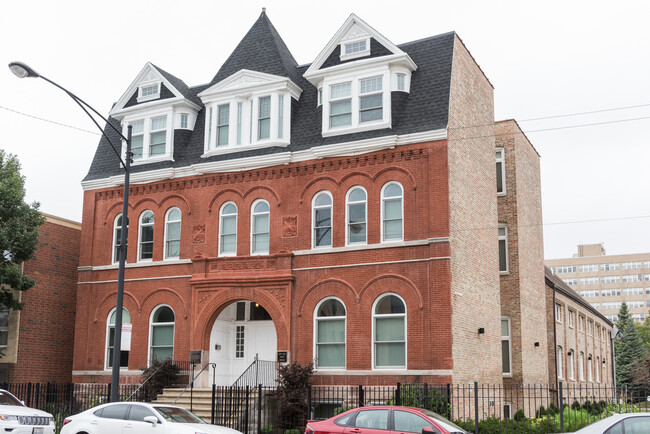 Unity Hall in Chicago, IL - Building Photo - Building Photo