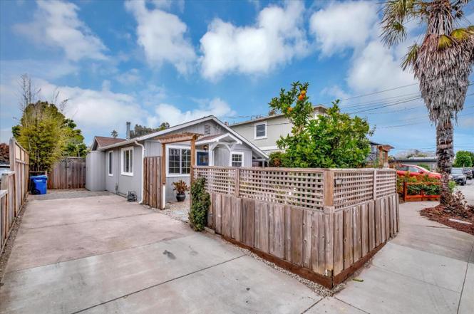 815 24th Ave in Santa Cruz, CA - Building Photo