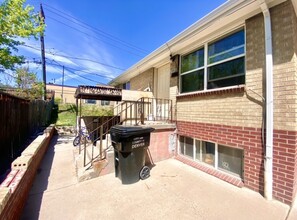 351 S Eliot St in Denver, CO - Building Photo - Building Photo