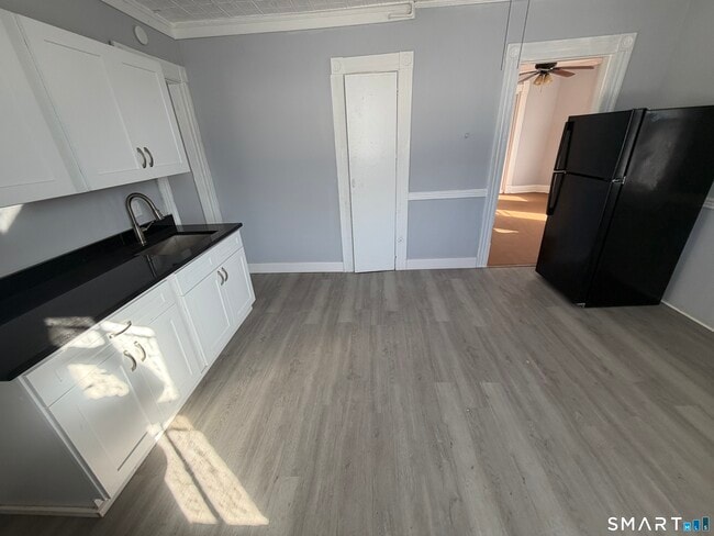 73 Waterville St in Waterbury, CT - Building Photo - Building Photo