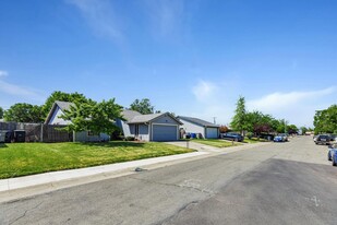 3203 Luscutoff Ct in Sacramento, CA - Building Photo