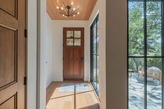 5 Mission St in Carmel By The Sea, CA - Building Photo - Building Photo