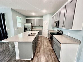 2461 Firstlight Wy in Winter Park, FL - Building Photo - Building Photo
