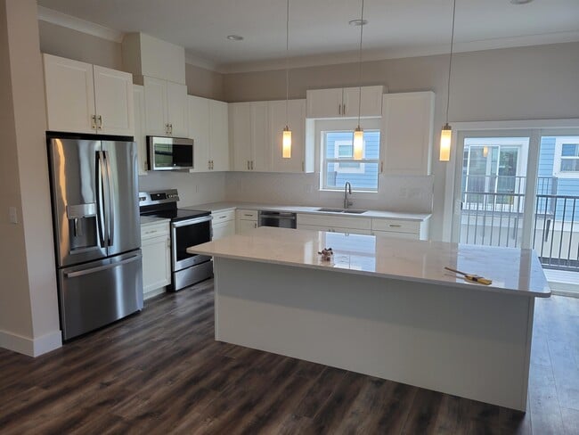 3126 W Azeele St in Tampa, FL - Building Photo - Building Photo