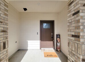 2519 Ocean Jasper Dr in Iowa Colony, TX - Building Photo - Building Photo