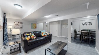 15045 E Louisiana Dr in Aurora, CO - Building Photo