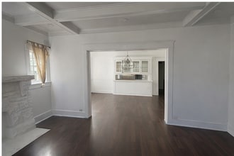 1424 W 45th St in Los Angeles, CA - Foto de edificio - Building Photo