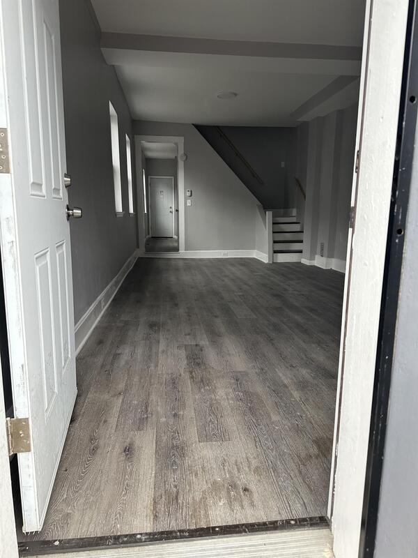 825 N Port St photo'