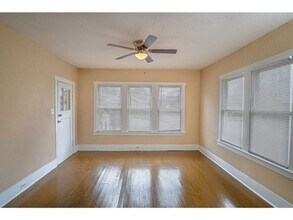 1101 Gibbs St in San Antonio, TX - Building Photo - Building Photo