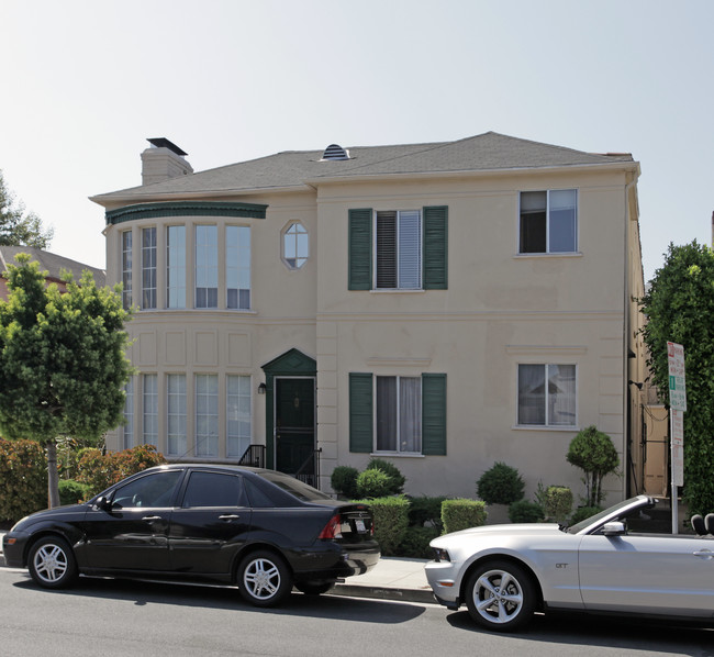 9909 Durant Dr in Beverly Hills, CA - Building Photo - Building Photo