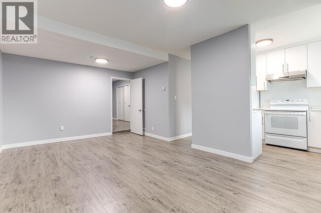 property at 811 Duthie Ave