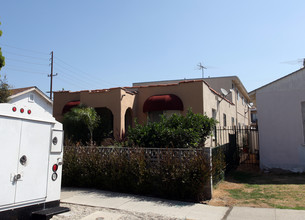 1714 S Westgate Ave in Los Angeles, CA - Building Photo - Building Photo