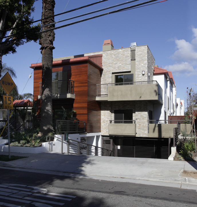 Virginia Townhomes in Santa Monica, CA - Building Photo