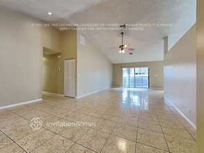 330 Apache Ln in Boca Raton, FL - Building Photo - Building Photo