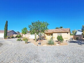 380 Round Up Ct in Pahrump, NV - Building Photo - Building Photo