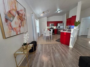 2 Cloverdale and Wheatland in Norman, OK - Building Photo - Building Photo