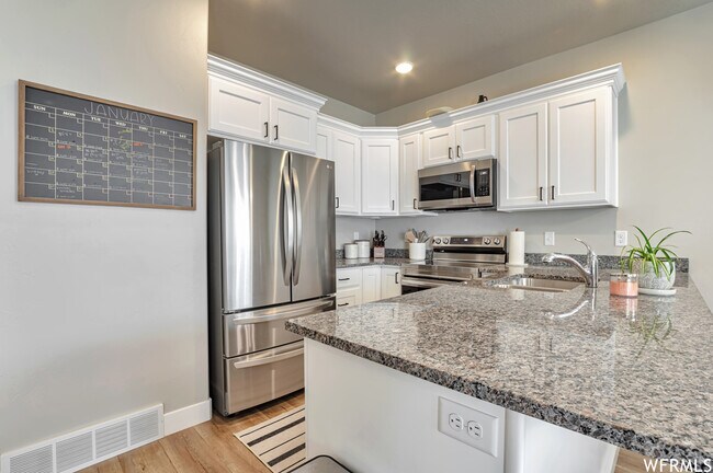 3403 Hazel Ave in West Haven, UT - Building Photo - Building Photo