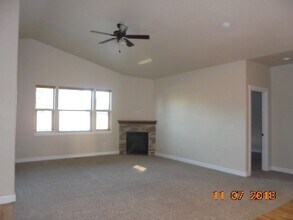 2981 SW Redmond Hill Rd in McMinnville, OR - Building Photo - Building Photo