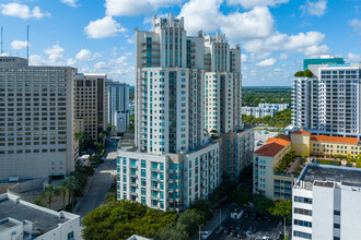 Metropolis at Dadeland - West Tower in Miami, FL - Building Photo - Building Photo