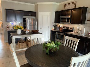 2761 W Kilimanjaro Way in Rogers, AR - Building Photo - Building Photo