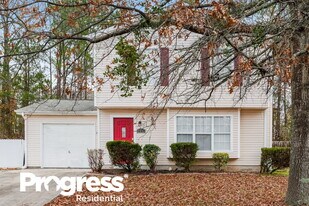 2855 Robinson Wood Dr in Riverdale, GA - Building Photo