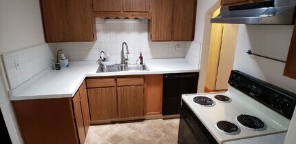 4690 S Grant St in Englewood, CO - Building Photo - Building Photo