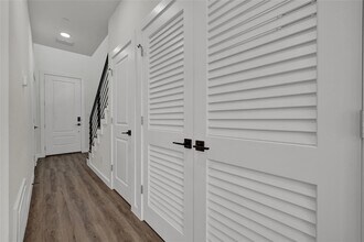 104 Creekside Trail in Kyle, TX - Building Photo - Building Photo