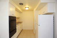 Melrose Park Manor in Philadelphia, PA - Building Photo - Interior Photo