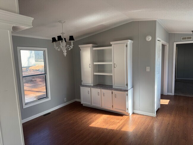 15 AL-15 in Goshen, AL - Foto de edificio - Building Photo