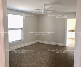 543 Union Ave SE in Grand Rapids, MI - Building Photo - Building Photo