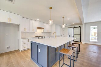 1810 Eagle Falls Ct in Houston, TX - Building Photo - Building Photo