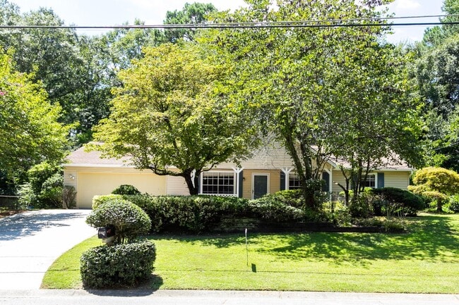 property at 2007 Walden Park Dr
