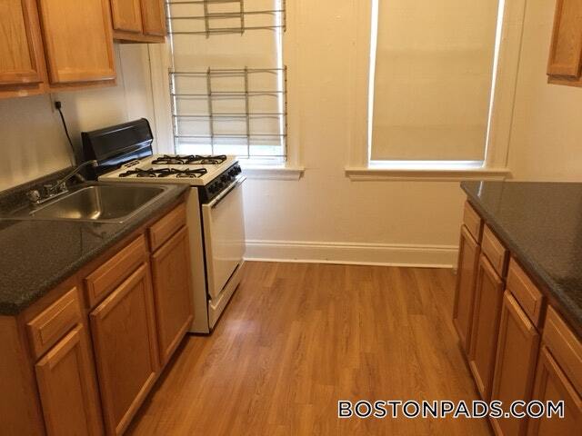 1634 Commonwealth Ave, Unit 6