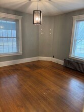 83 Court St, Unit 1l in Westfield, MA - Building Photo - Building Photo
