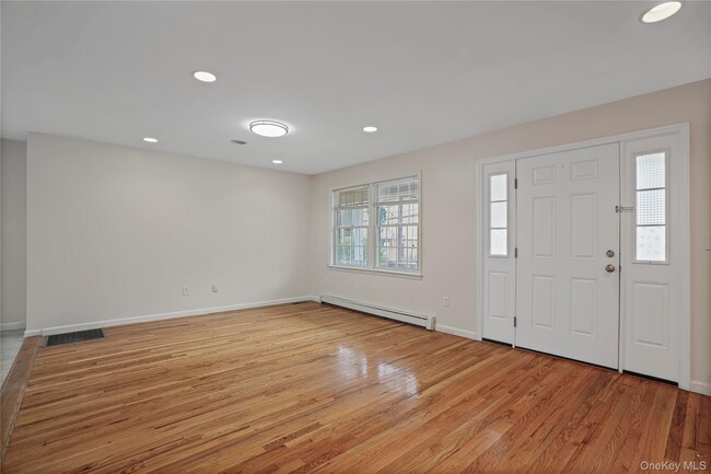 215 Ashford Ave in Dobbs Ferry, NY - Building Photo - Building Photo