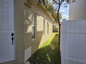 3930 NE 12th Dr in Homestead, FL - Building Photo - Building Photo